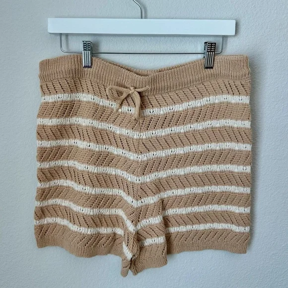 ☀️ New! AERIE Sweater Knit Striped Short - Picture 4 of 12